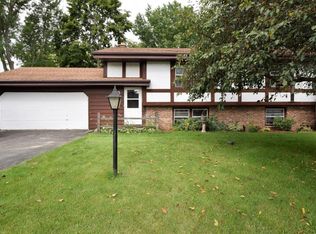 502 Renee St, Burlington, WI 53105