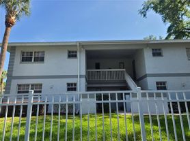 580 Fairways Ln, Ocala, FL