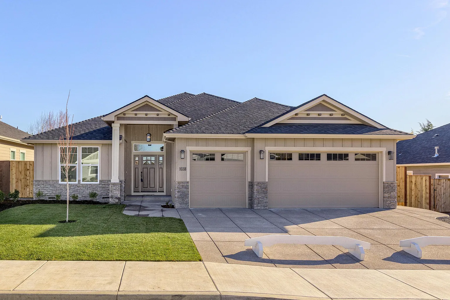 258 Bellerive Dr photo 1