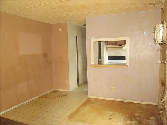 5th image of 8580 9th Way N APT C