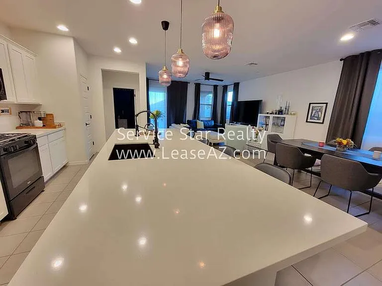 18763 W Rancho Dr — Photo 9