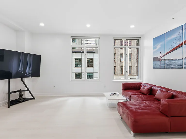 201 Sansome St #401 — Photo 2