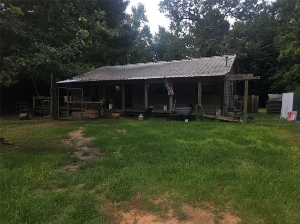 773 The Ole Barney Rd, Livingston, TX 77351