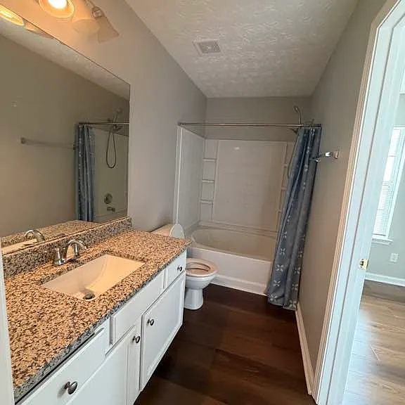 Ensuite bathroom
