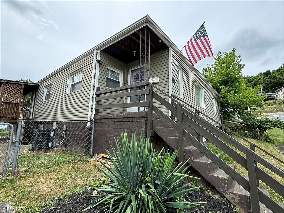 1st image of 131 1st St