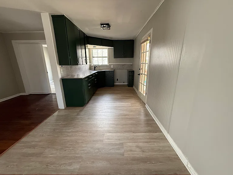 722 Sheridan Dr — Photo 4