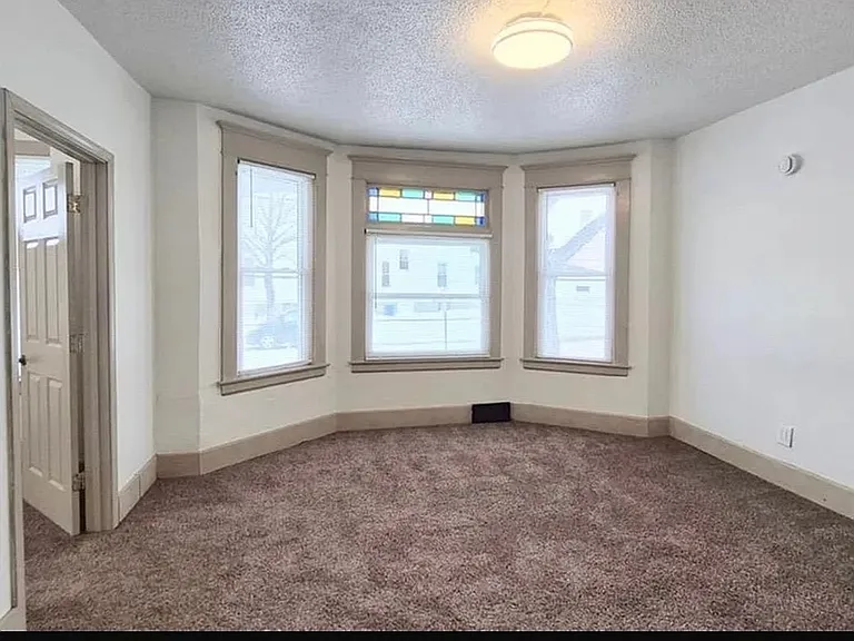 315 Aurora Ave — Photo 11