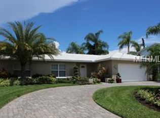 2151 Harbor View Dr, Dunedin, FL 34698