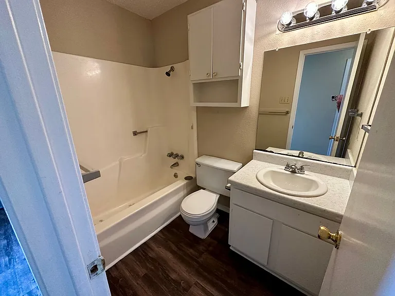 G 201-203 Gruver Circle — Photo 8