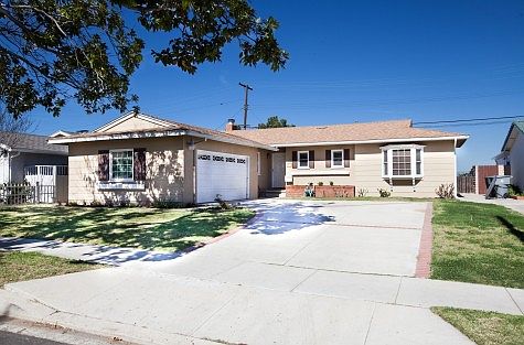 1st image of 5613 Calle De Ricardo