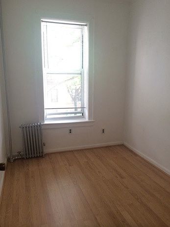 2nd image of 2264 42nd St APT 2