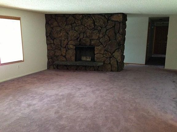 3rd image of 7821 N Country Homes Blvd