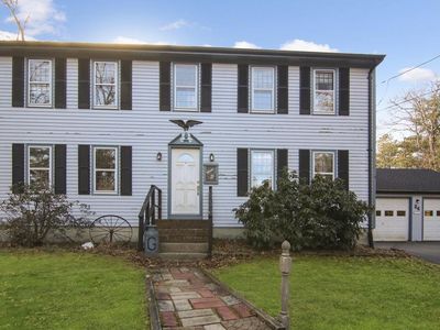 24 W Vaughan St, Lakeville, MA, 02347