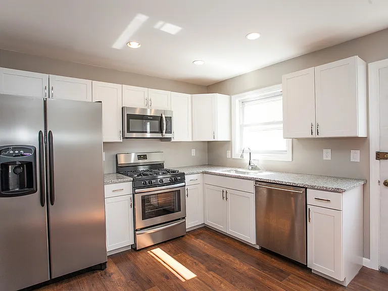 176 Juniper Rd — Photo 4