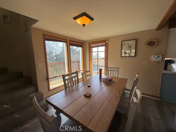 33466 Angeles Dr, Green Valley Lake, CA 92341