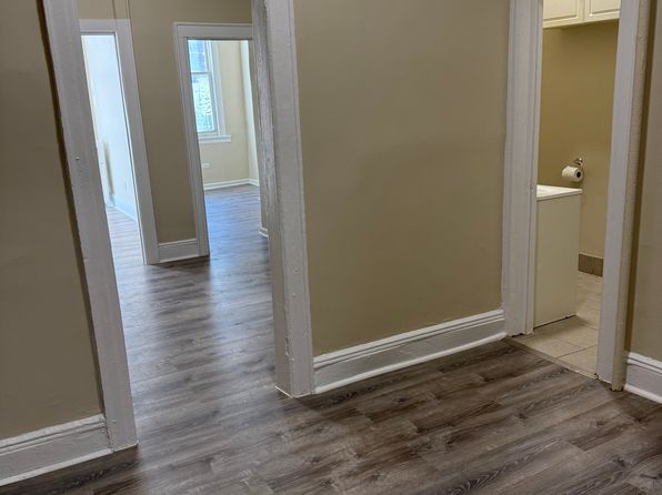 133-18 Jamaica Ave #1R