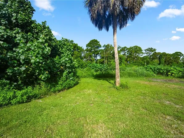 1 SE 43rd Ave, Stuart, FL 34997