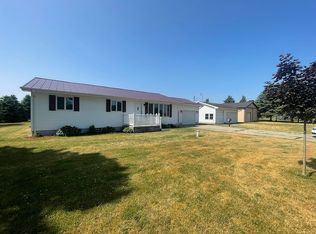 4410 E Laporte Rd, Freeland, MI 48623