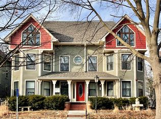 824 18th St APT 4, Des Moines, IA 50314