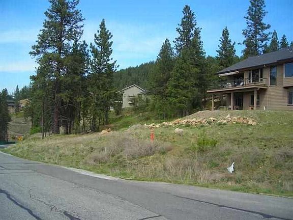 3rd image of 375 N Bella Lago Ln
