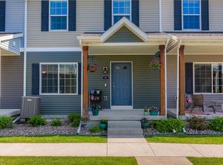 705 Canterbury Pl, Norwalk, IA 50211