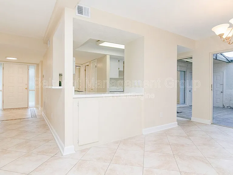 602 Desoto Dr — Photo 7