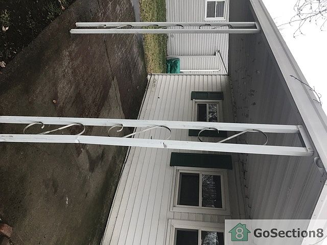 2nd image of 4418 Riverside Dr