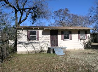 535 W Collins St, Denison, TX 75020