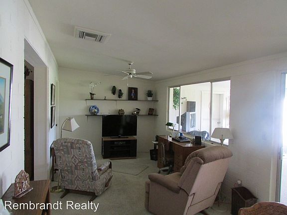5th image of 10702 W Crosby Dr