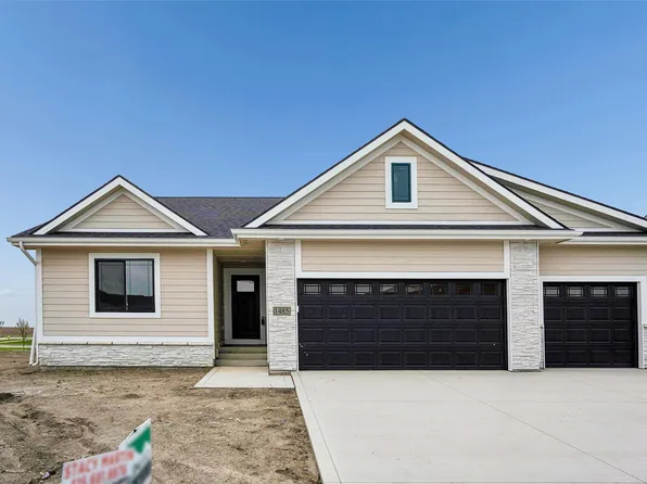 1485 NW Bull Run Ct, Waukee, IA 50263