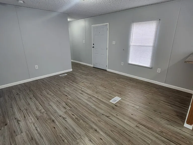 Court Fairview — Photo 26