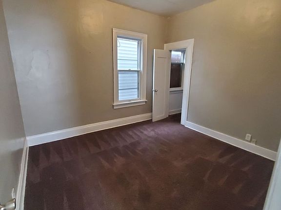 4th image of 1343-1345 N 32nd St #1343