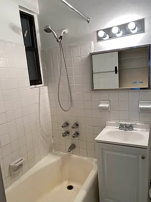 Rented by Sandra Greer Real Estate | media 8