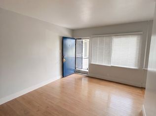1375 S Tremaine Ave, Los Angeles, CA 90019