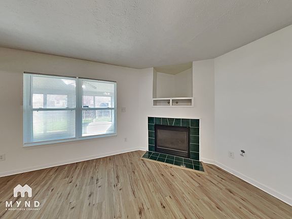 4th image of 1287 Constitution Dr