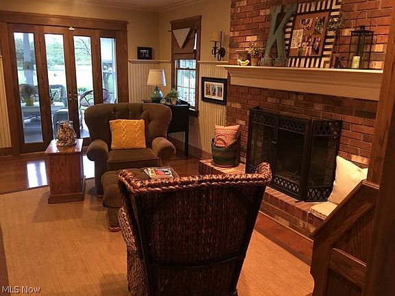 4th image of 896 Bristol Champion Townline Rd NE