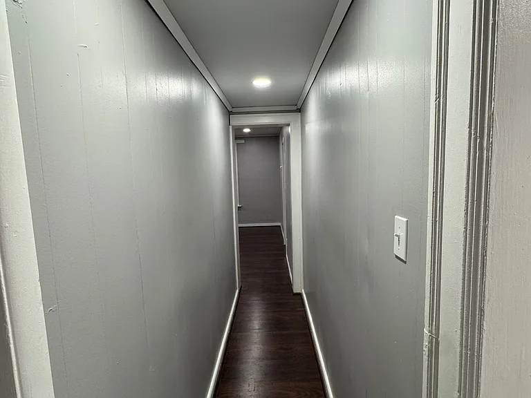 27 Jr Ave #LOWER — Photo 8