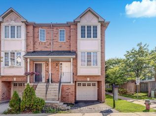 80 Acorn Pl #49, Mississauga, ON L4Z 4C7