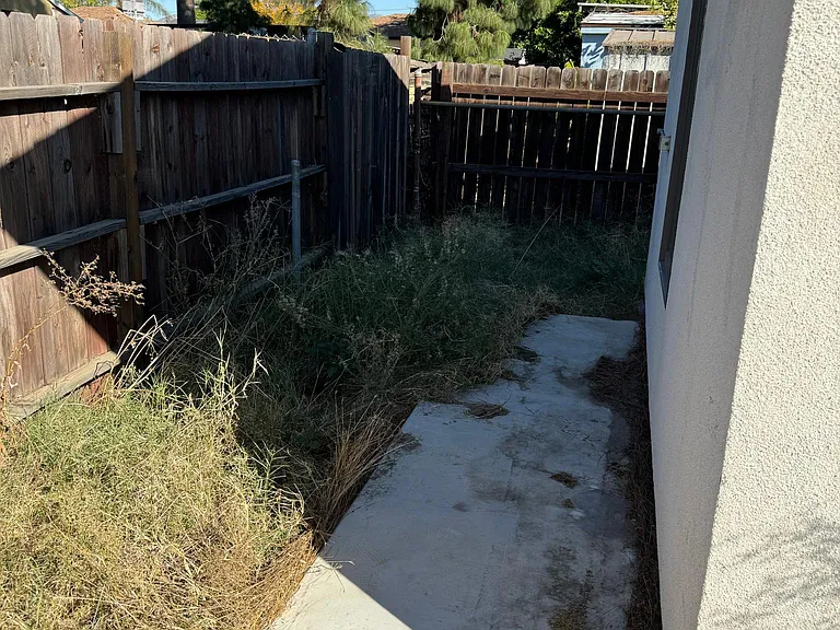 13347 Garber St — Photo 10