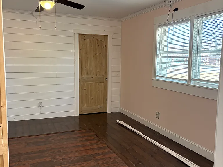 305 W Lane St — Photo 15