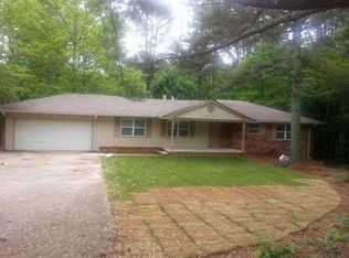 4530 Mabry Rd NE, Roswell, GA 30075