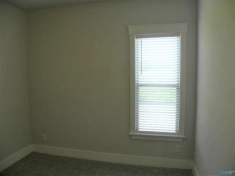 325 Silo Ln — Photo 18