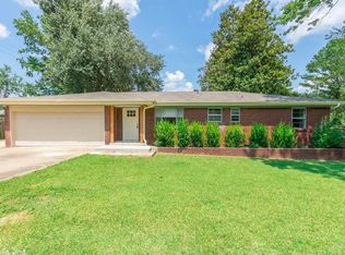 18 Wincrest Cir, Sherwood, AR 72120