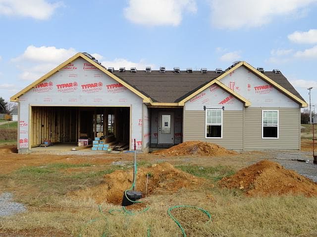 2nd image of 101 Kentucky Rdg