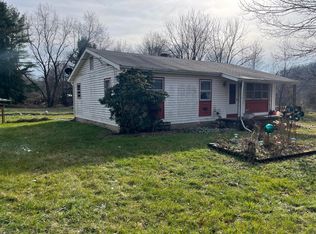 22 Stear Rd, Rossiter, PA 15772