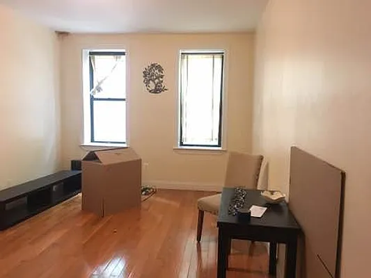 Rented by Lang Realty LLC | media 18