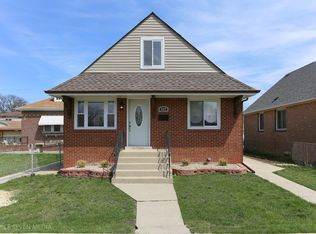 5817 S Menard Ave, Chicago, IL 60638