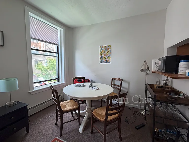3 Sutherland Rd #4 — Photo 33