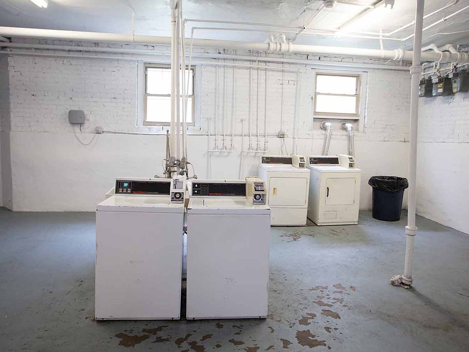Laundry Center