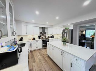 7016 Rochester Ave #B, Chilliwack, BC V2R3V5